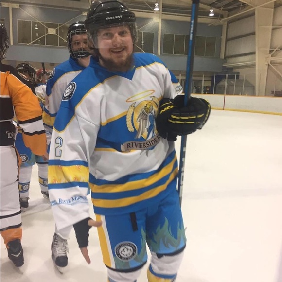 Meet your Posher, Jesse - Picture 3 of 10